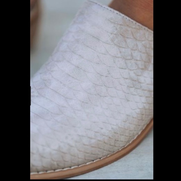 Vici miim heeled mule shoes - Picture 6 of 11